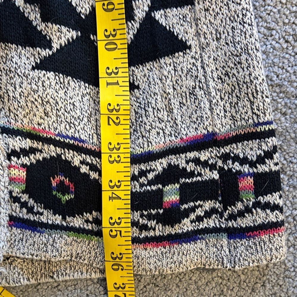 NWT Northern Angel Aztec Southwestern Cardigan Long Sweater. Size Medium - Picture 8 of 8